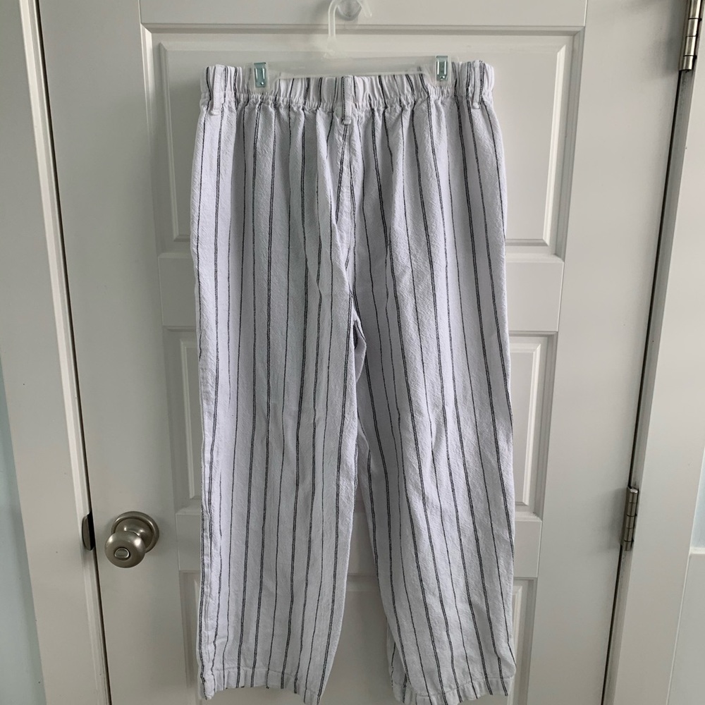 striped linen relaxed